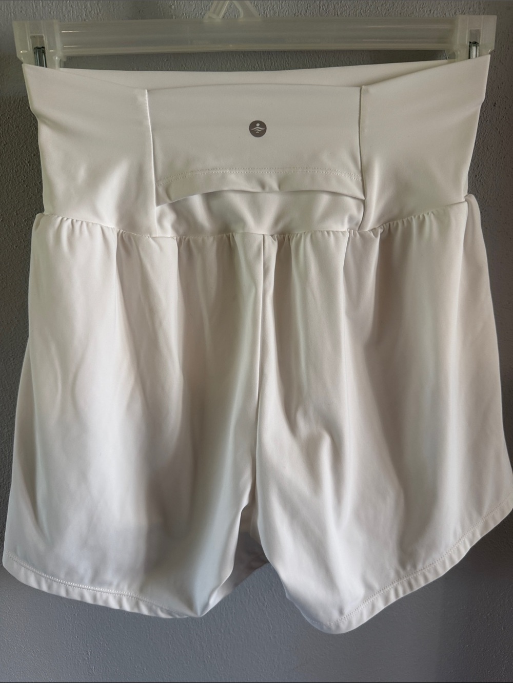 HALARA White Athletic Skort Shorts - Picture 2 of 2
